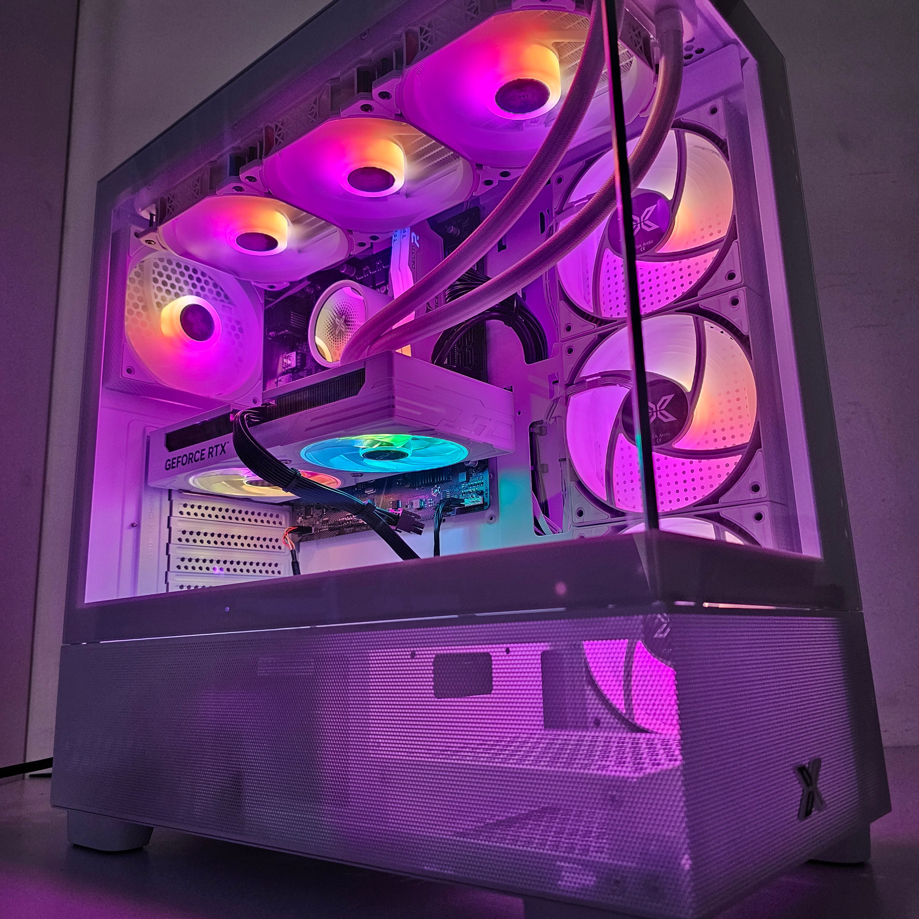 HIGH GAMING PC WHITE 3 - 5060 EX White 8GB GDDR7  - i5-13400F - بي سي ألعاب ممتاز