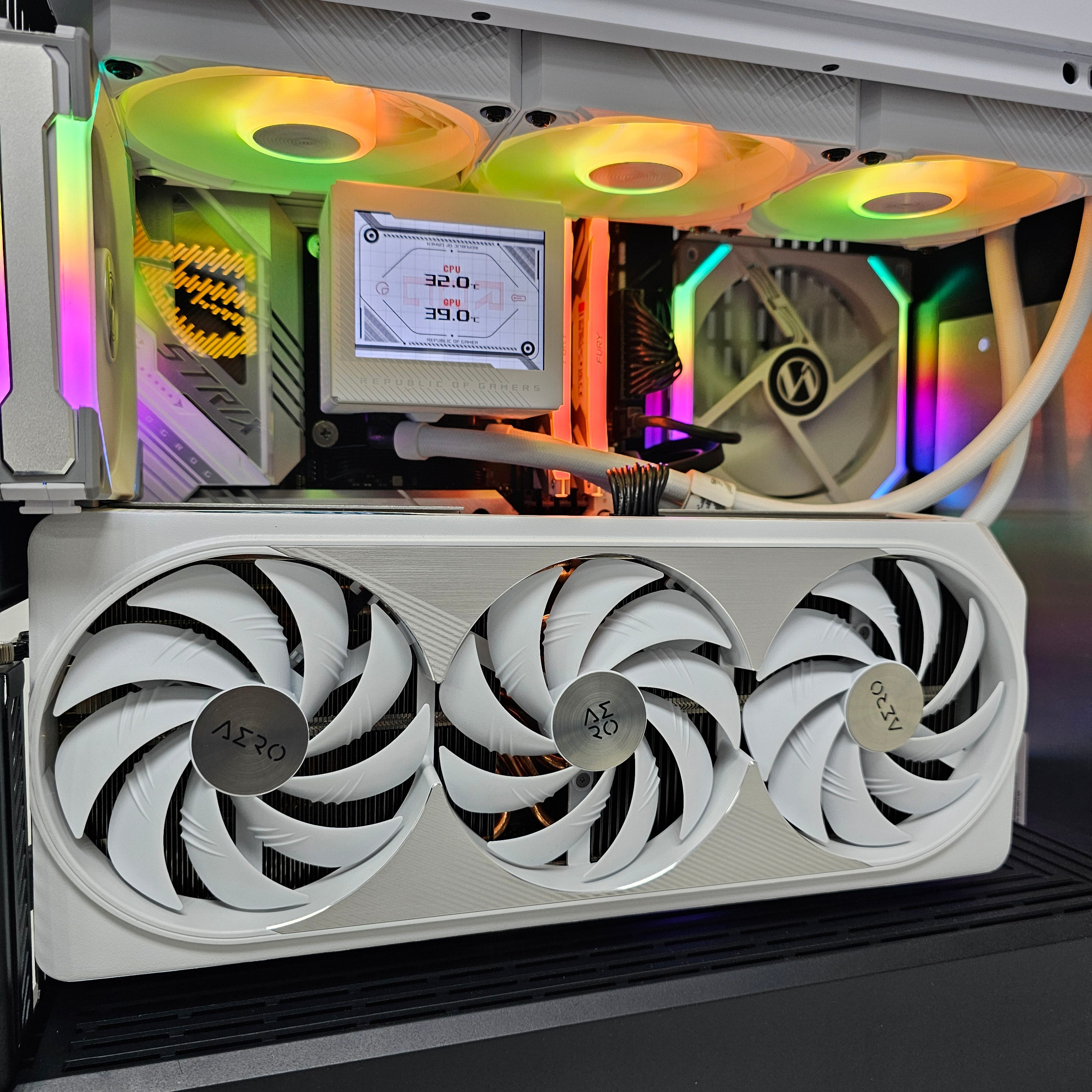 EXTREME GAMING PC 4090 - RTX 4090 Gigabyte - Intel Core i7 14700K - RAM 32GB DDR5 ( Used Like New )  - بي سي قوي