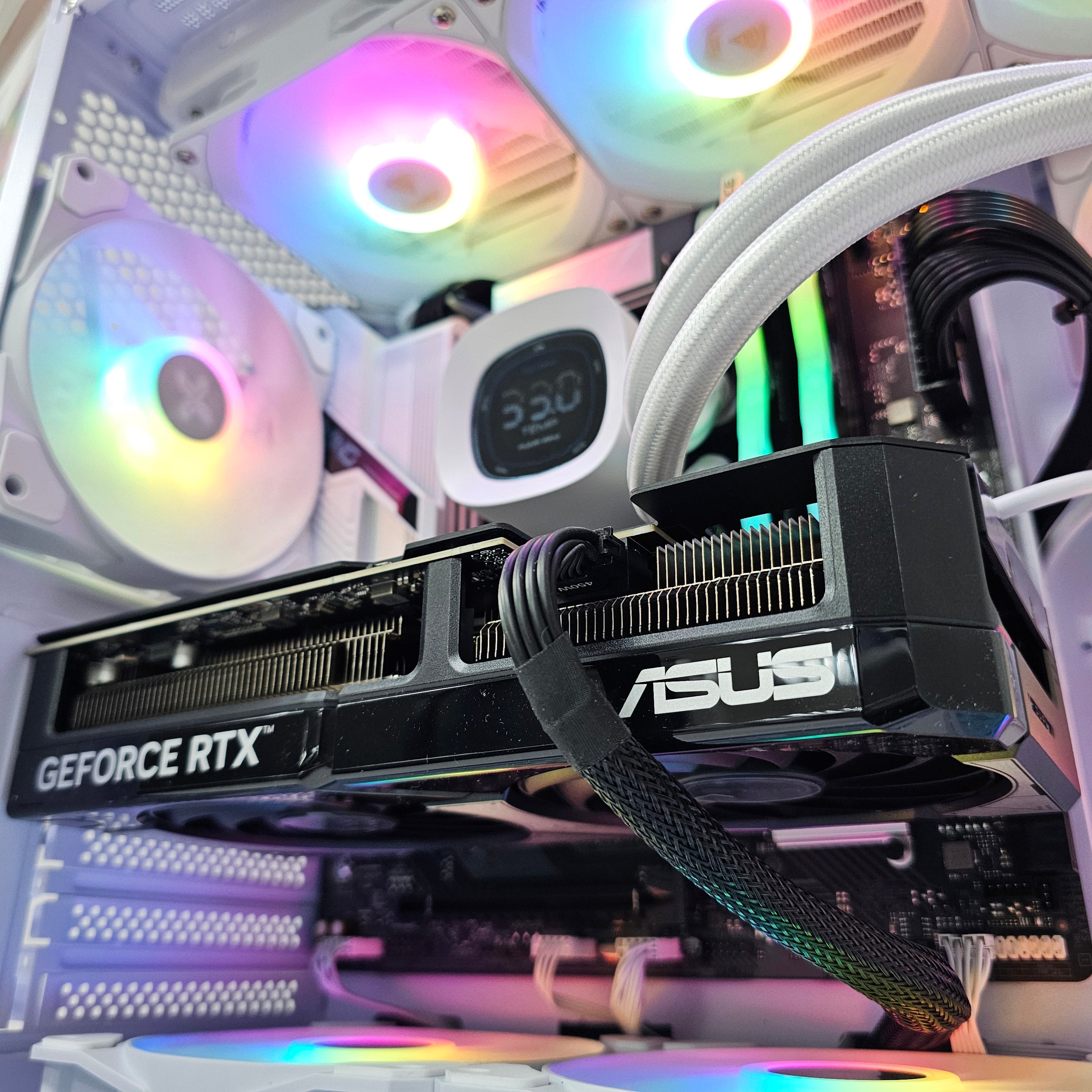 PRO GAMING PC 213 - ASUS RTX 5070 - INTEL ULTRA 7 265KF - 32 GB DDR5 WHITE - بي سي ألعاب قوي