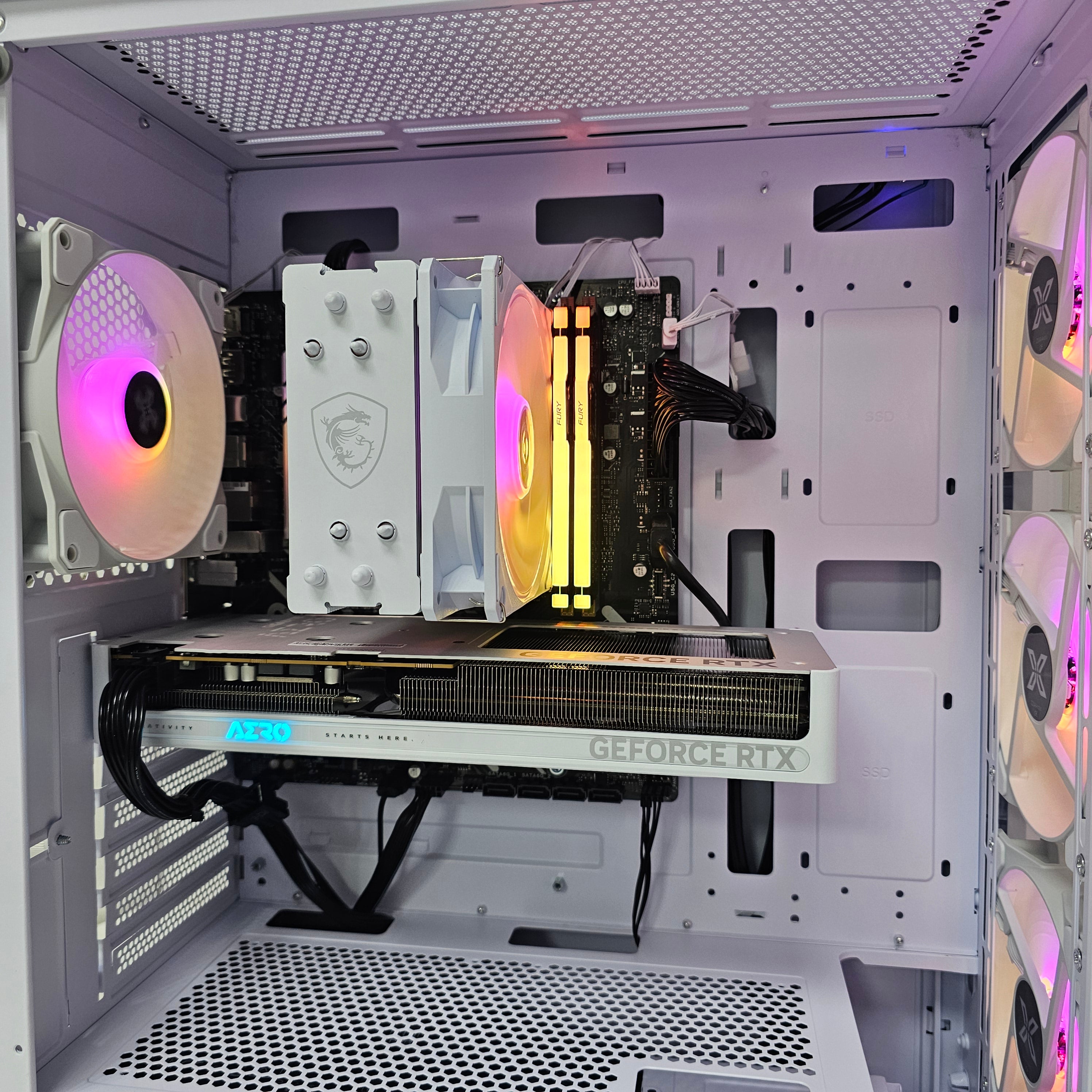 PRO GAMING PC 219 - RTX 5060 OC White Edition 8GB - Intel Ultra 5-225F - 16 GB DDR5 - بي سي ألعاب قوي