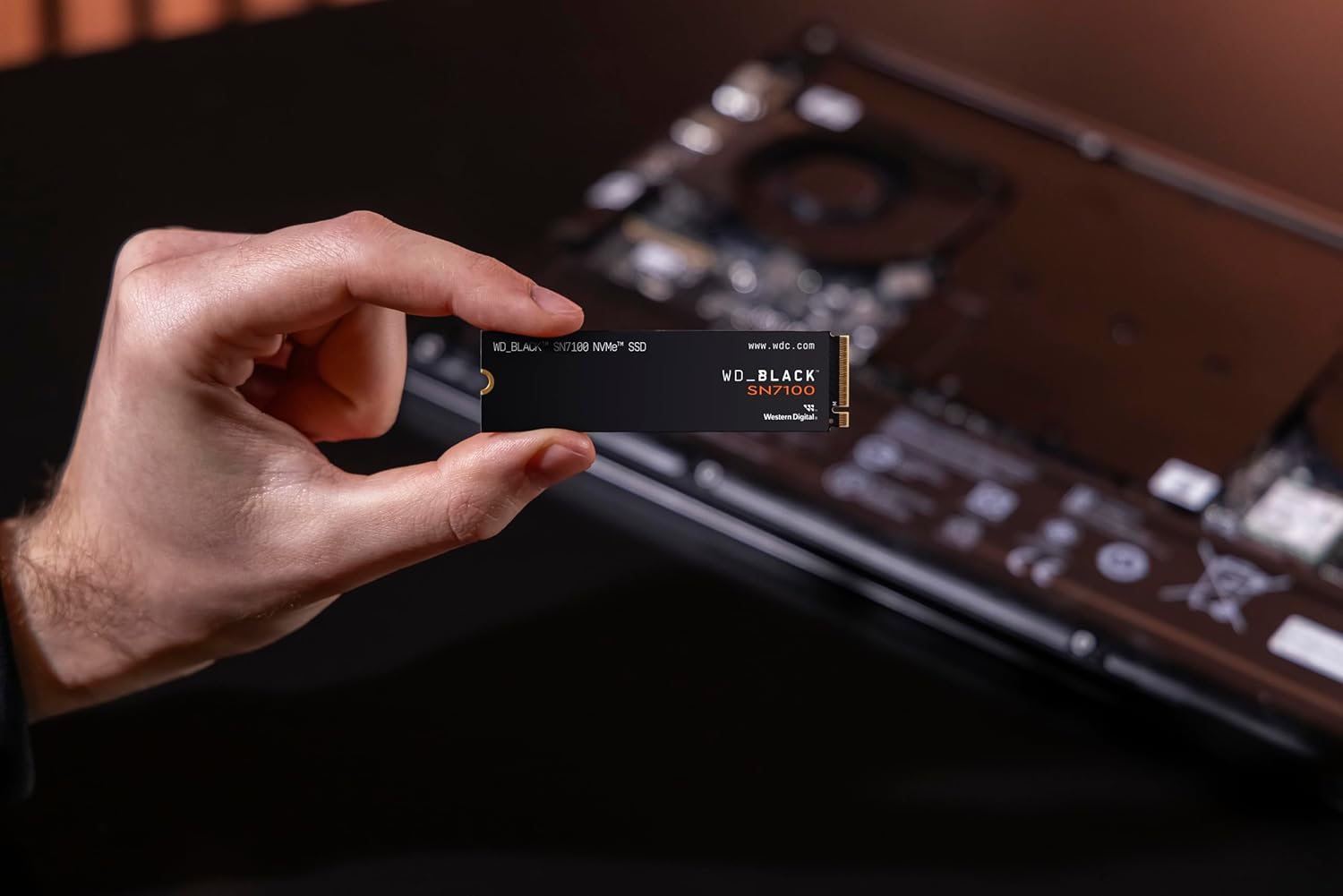 WD BLACK 4TB SN7100 NVMe SSD, Gen4 PCIe, M.2 2280, Up to 7,250 MB/s - تخزين سريع