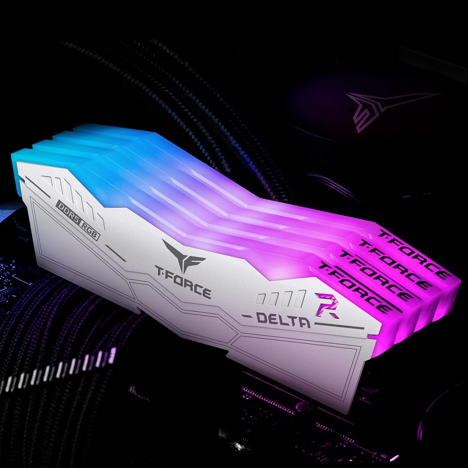 TeamGroup T-Force Delta RGB 32GB (2x 16GB) DDR5 6000 RAM, 38 CAS Latency, Intel XMP 3.0 Chipset, White - رام بيضاء