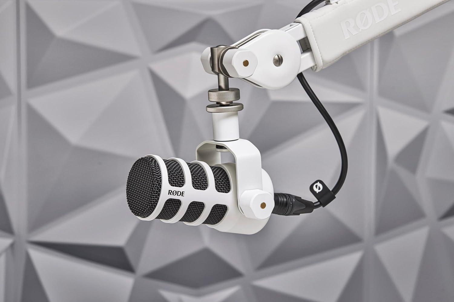 Rode PodMic XLR Dynamic Podcasting Microphone White - ميكروفون احترافي أبيض