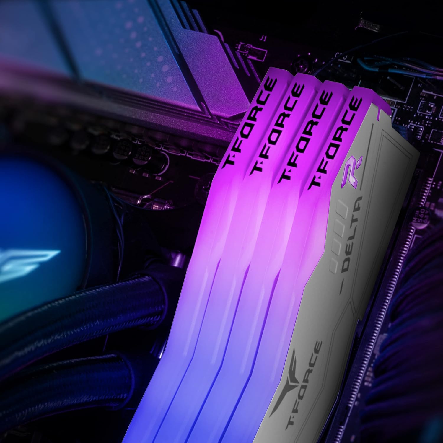 TeamGroup T-Force Delta RGB 32GB (2x 16GB) DDR5 6000 RAM, 38 CAS Latency, Intel XMP 3.0 Chipset, White - رام بيضاء