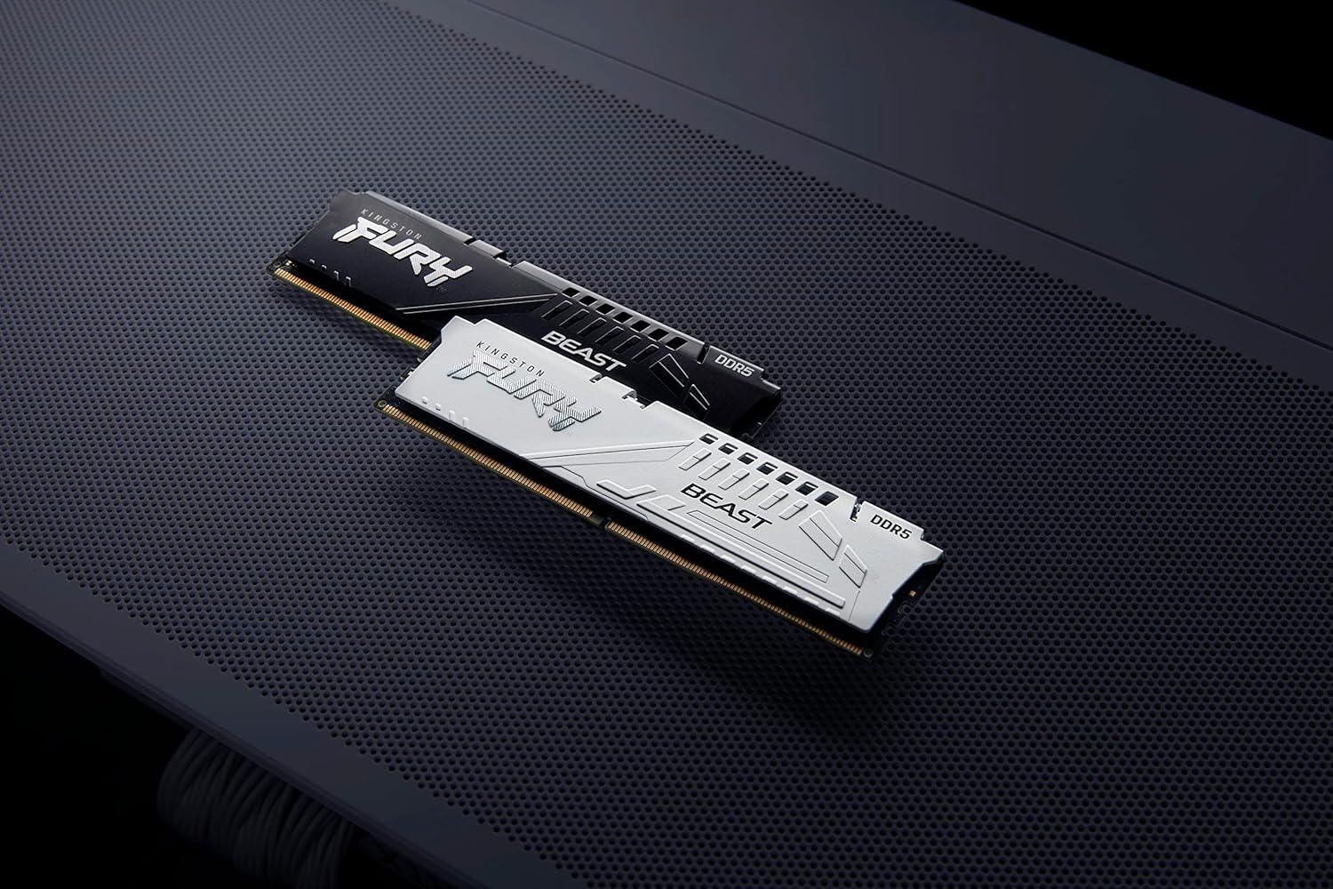 Kingston Fury Beast White 32GB 6000MT/s DDR5 CL30 DIMM (Kit of 2) Desktop Gaming Memory  - رام بيضاء