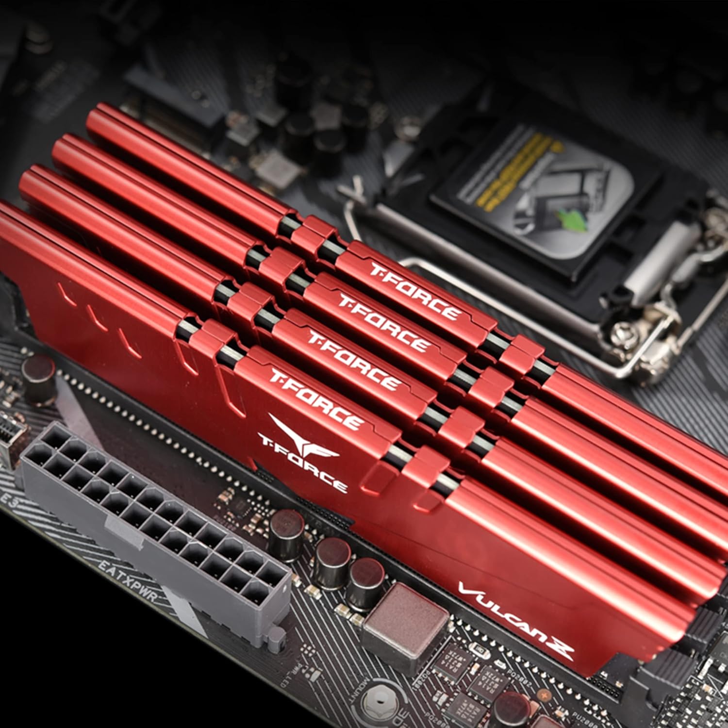 TEAMGROUP T-Force Vulcan Z RED DDR4 RAM 16GB Kit (2x8GB) 3600MHz CL18 - الذاكرة العشوائية