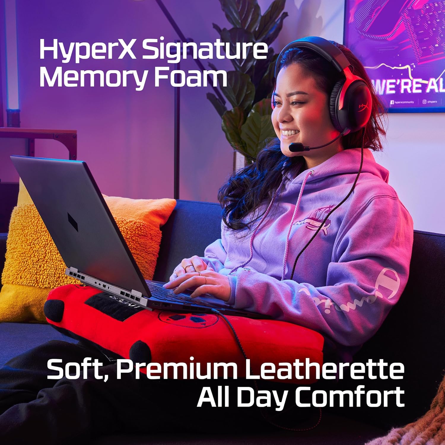 HyperX Cloud III – Wired Gaming Headset, PC, PS5, Xbox Series X|S, Angled 53mm Drivers, DTS, Memory Foam, Durable Frame, Ultra-Clear 10mm Mic, USB-C, USB-A, 3.5mm – Pink - ( without Box ) - سماعه زهريه