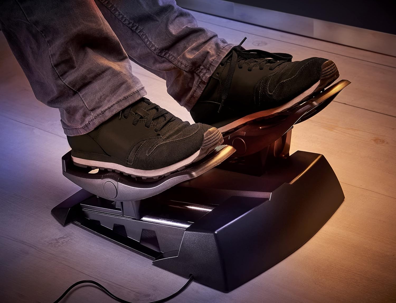 Thrustmaster TFRP T. Flight Rudder Pedals for PC, PlayStation and Xbox - دواسة ألعاب