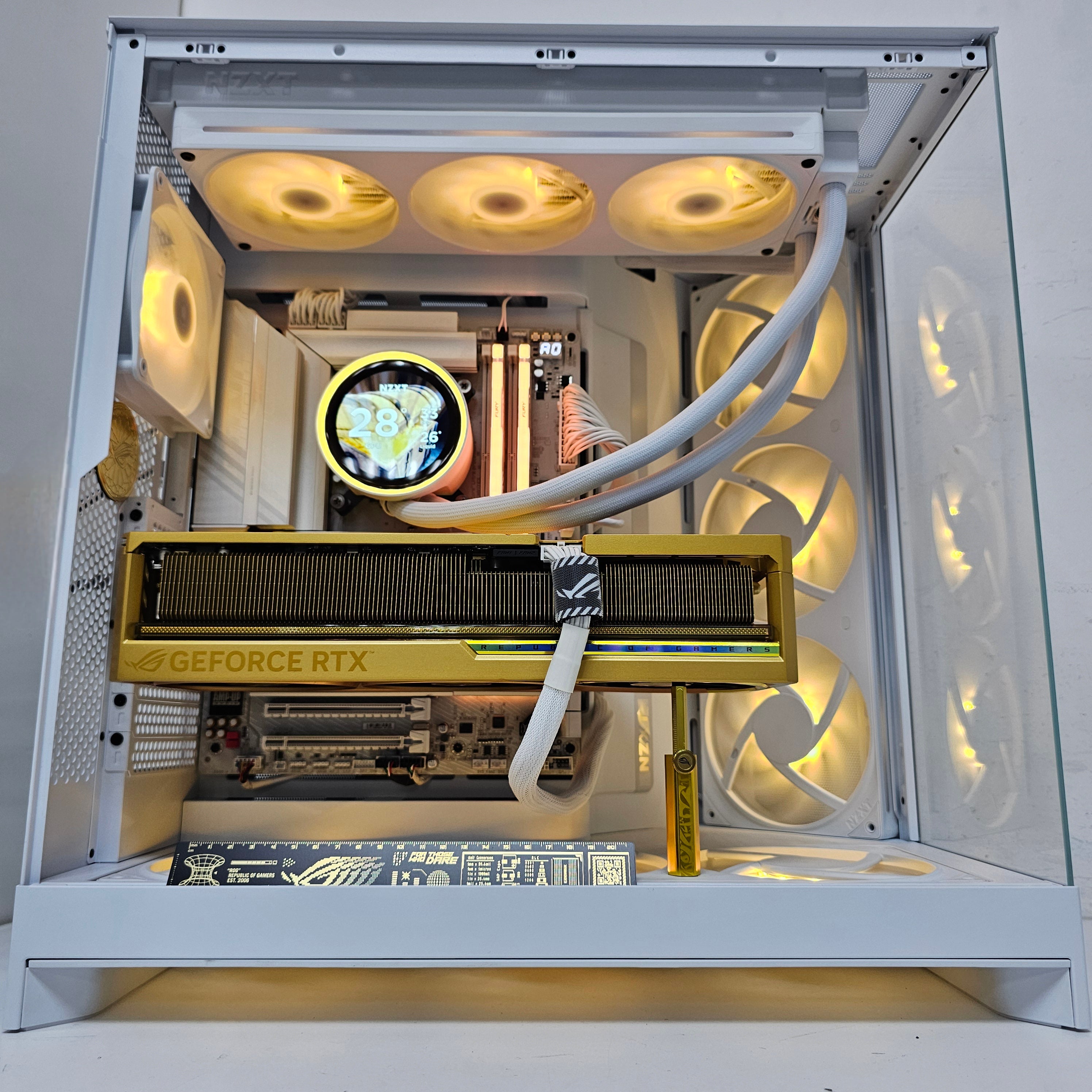 EXTREME GAMING PC 195 -  RTX 5080 ASUS DHAHAB  - Intel Core Ultra 9 285K - RAM : 64GB DDR5 - بي سي قوي مع كرت ذهب