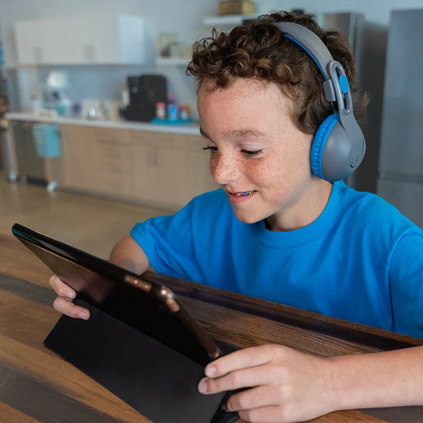 JLab JBuddies Studio 2 WIRELESS + WIRED KIDS HEADPHONES, Blue - سماعات لا سلكية للأطفال