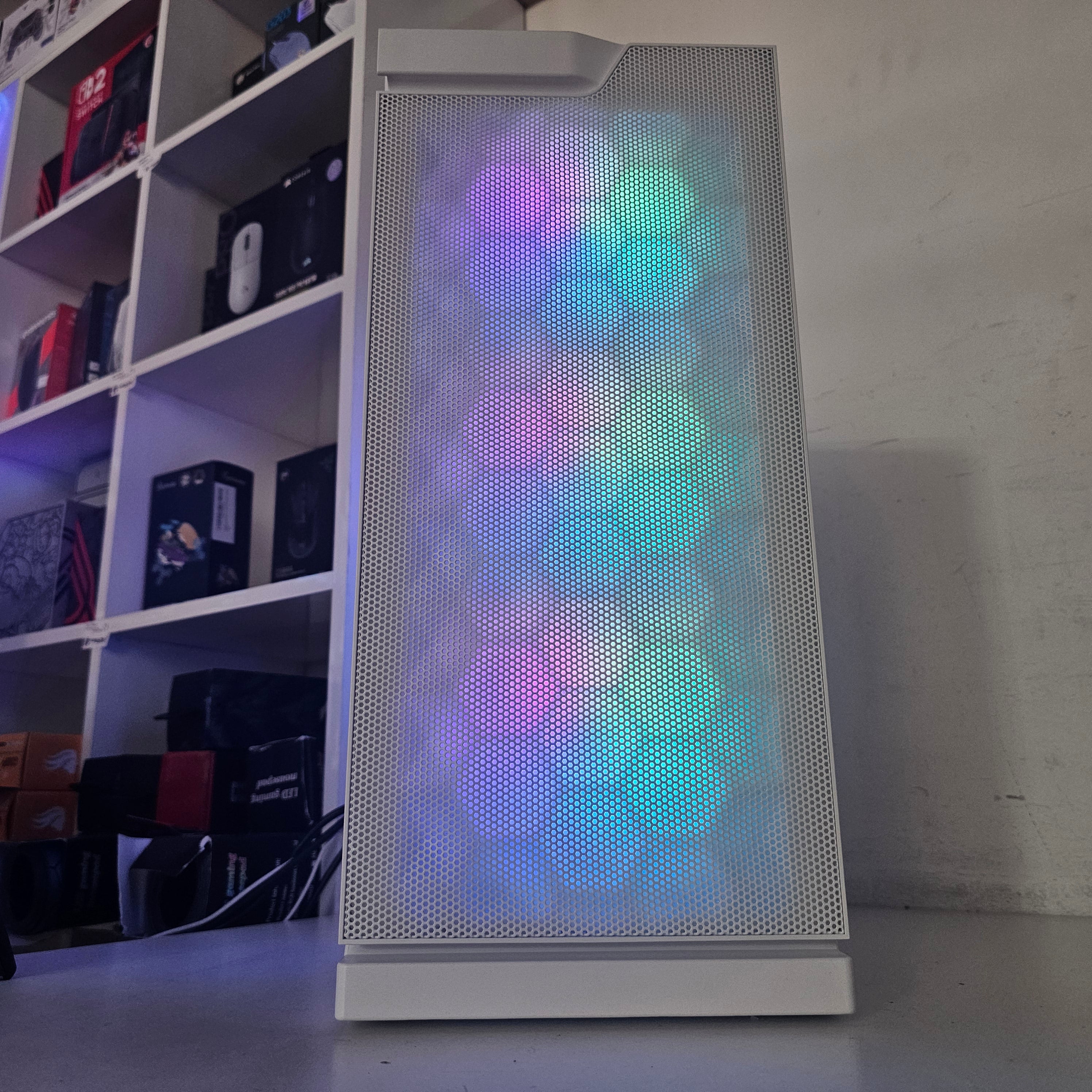 MID GAMING PC 176 - RTX 5060 Gaming OC 8GB - i5-12400F - بي سي ألعاب ممتاز