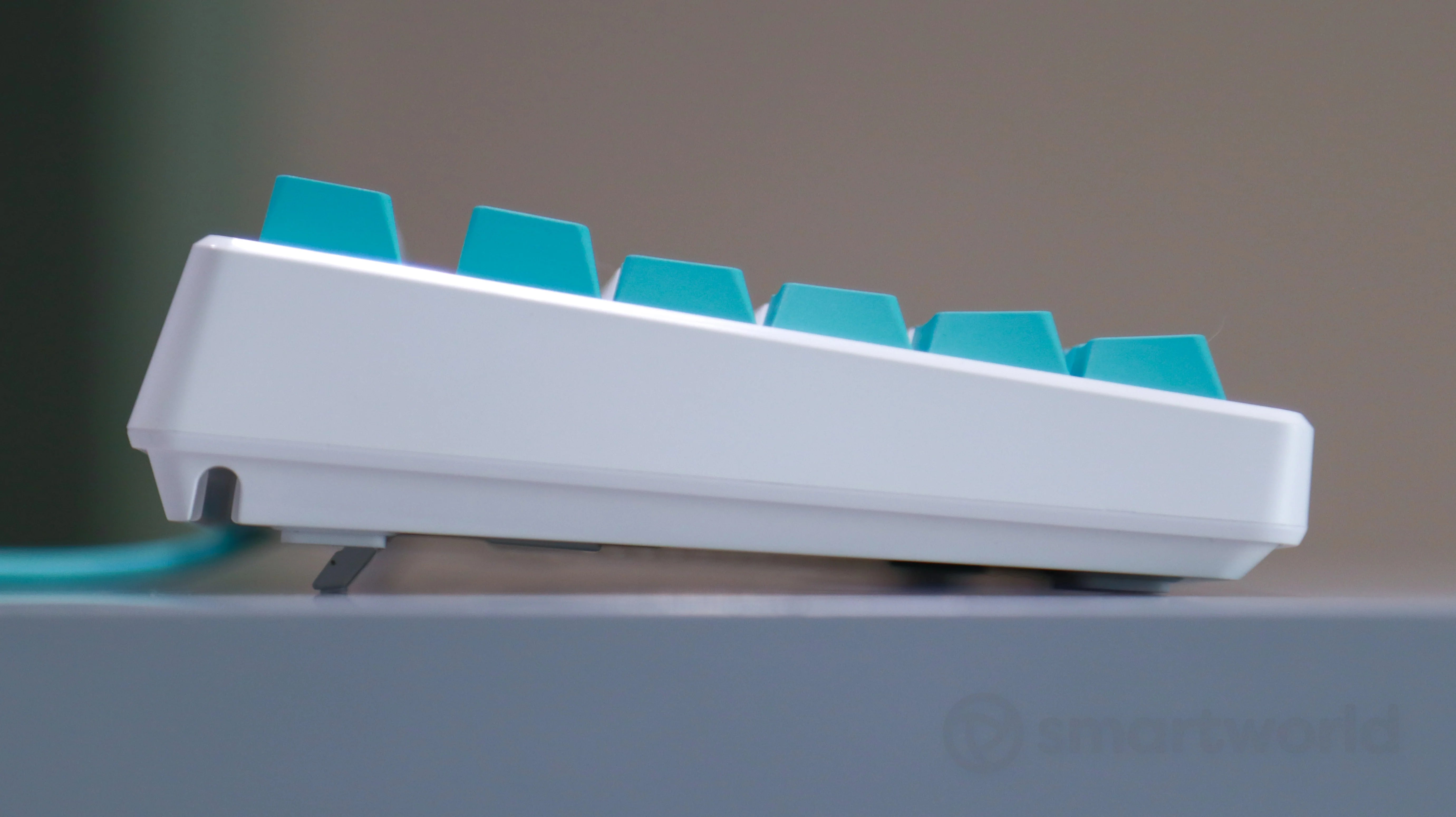 MARVO KG972W EN-BL+WH Wired and wireless keyboard Gasket Mechanical Keyboard White - كيبورد ميكانيكي واير ليس  أبيض