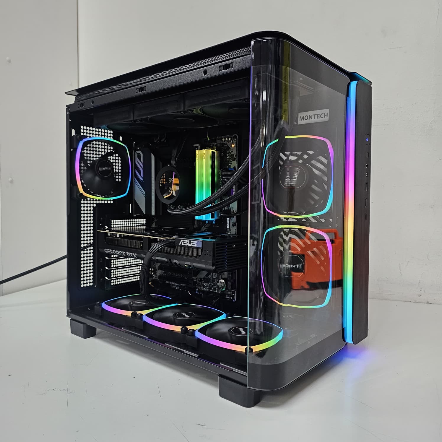 PRO GAMING PC 205 RTX 5070TI OC 16GB, Ultra 7 265KF, 32GB RAM - بي سي ألعاب ممتاز