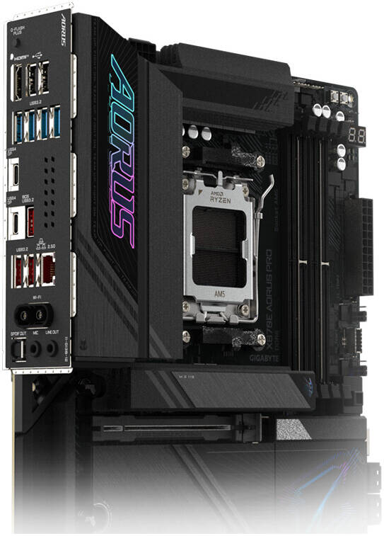 GIGABYTE X870E AORUS PRO  Wi-Fi 7 , Bluetooth 5.3 ATX Motherboard, AMD X870E Chipset ,  DDR5 - لوحه ام