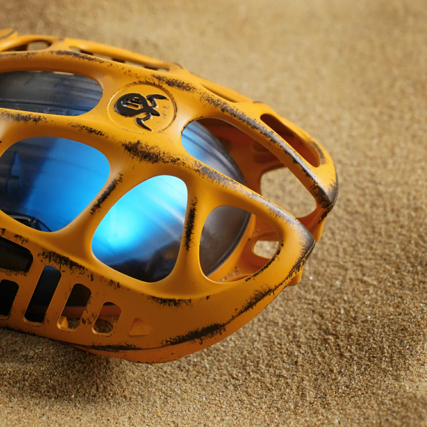 GravaStar Mercury X Pro Wireless GM+8000Hz –Battle-Worn Yellow Special Edition - ماوس قيمينغ احترافي