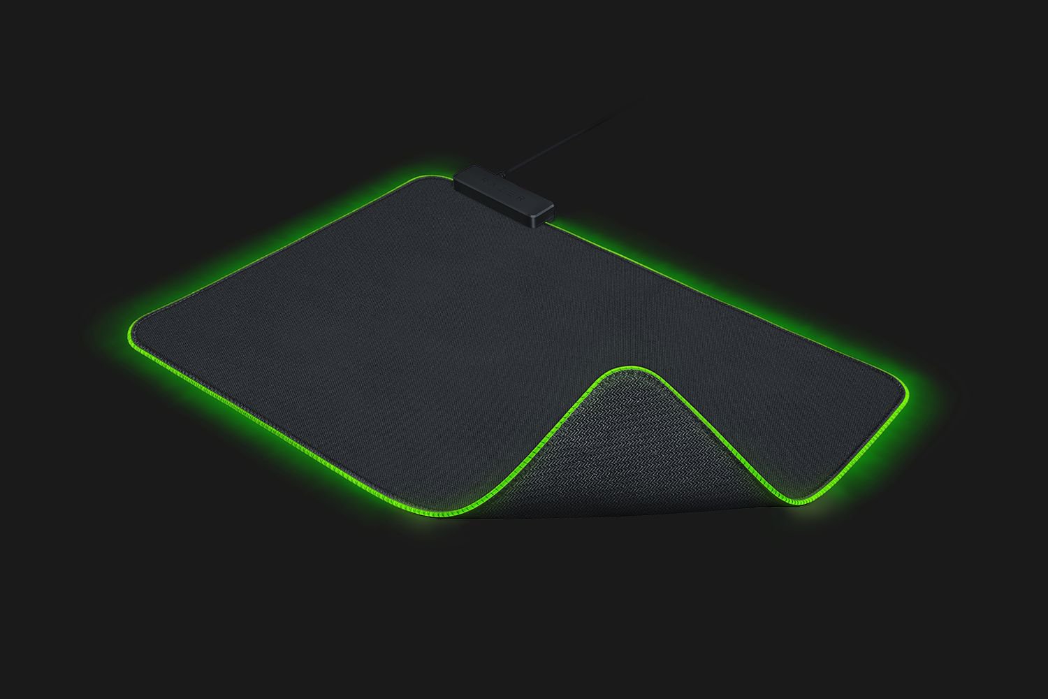 Razer Goliathus Chroma Soft Gaming Mousepad Mat RGB, Standard, Black - حصيرة فأره مع أضائه